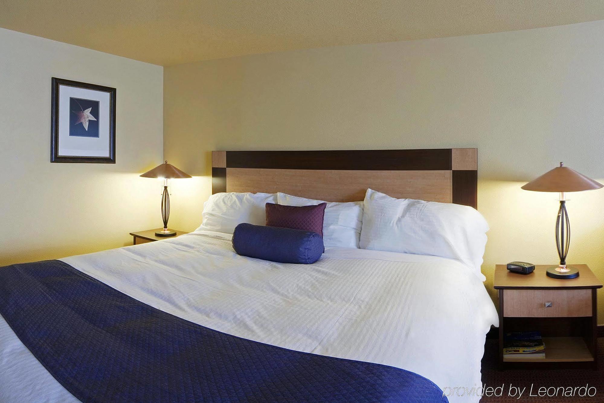 Grande Cache Inn&Suites Zimmer foto